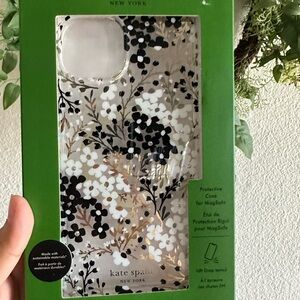 iPhone 14 plus/15 plus phone case with MagSafe